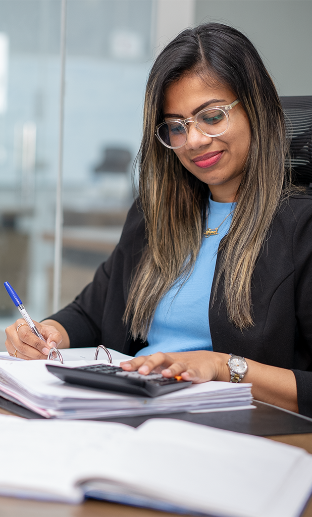 Emirates Way Delivery Services Accounts Team Member while Making Salary Calculations